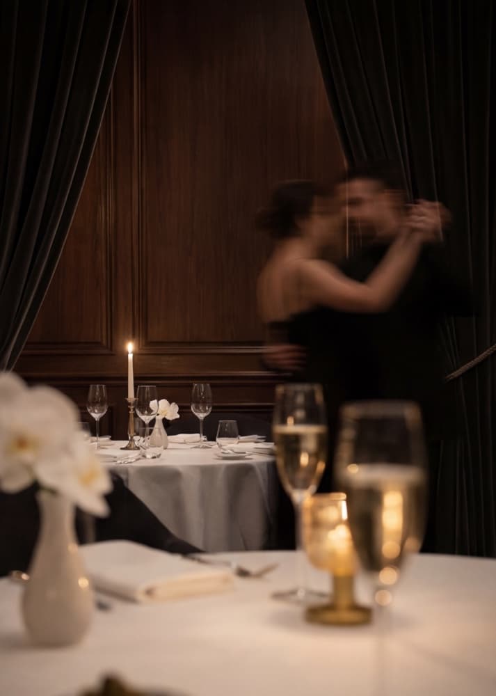 Girlfriend Experience (GFE): Cos'è, Come Funziona e Cosa Aspettarsi nel 2026