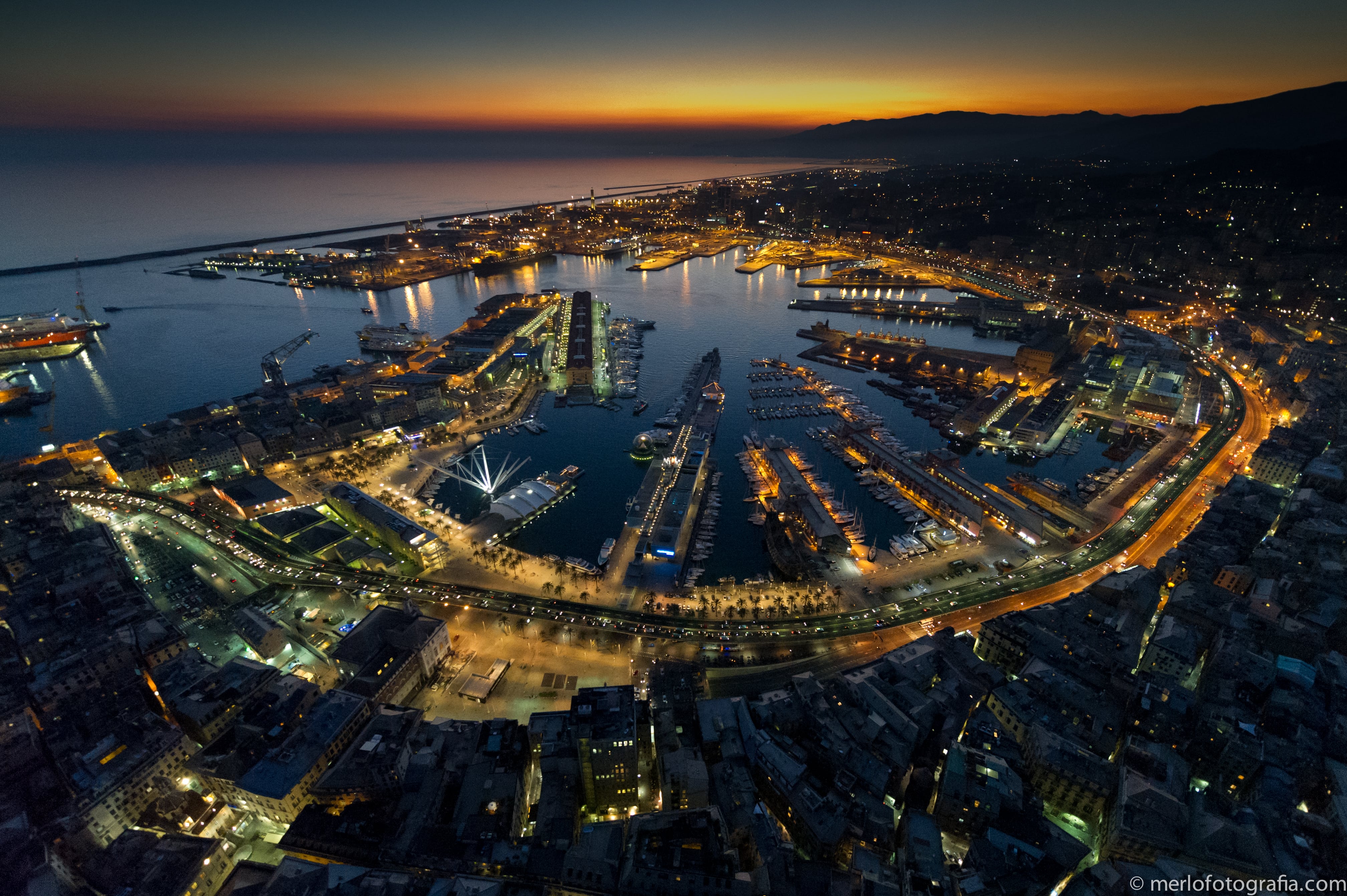 Escort a Genova: Guida agli Annunci e Accompagnatrici in Liguria - Articolo blog EscortAdvisor
